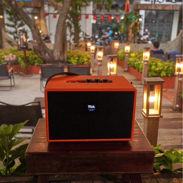 ECHO SPACE P6 - H22 ECHO SPACE P6 - H22